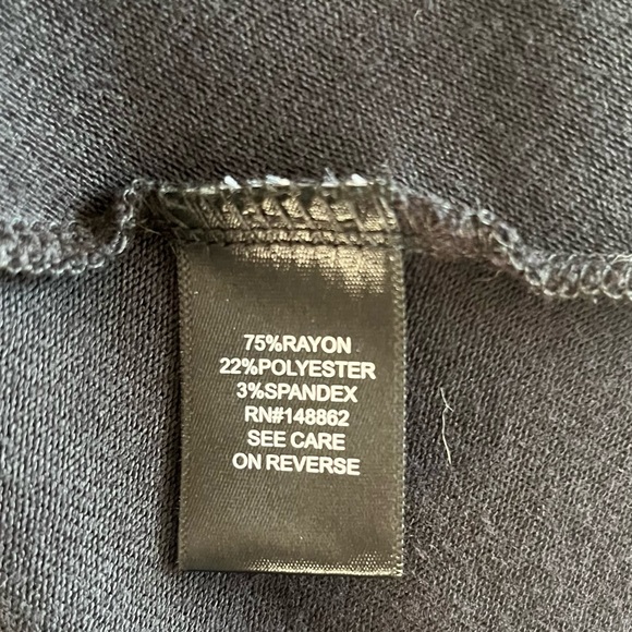 Torrid Dress Black V Neck Short Sleeves Hacci Skater Dress Sz 2X (2) NWT - Picture 9 of 11